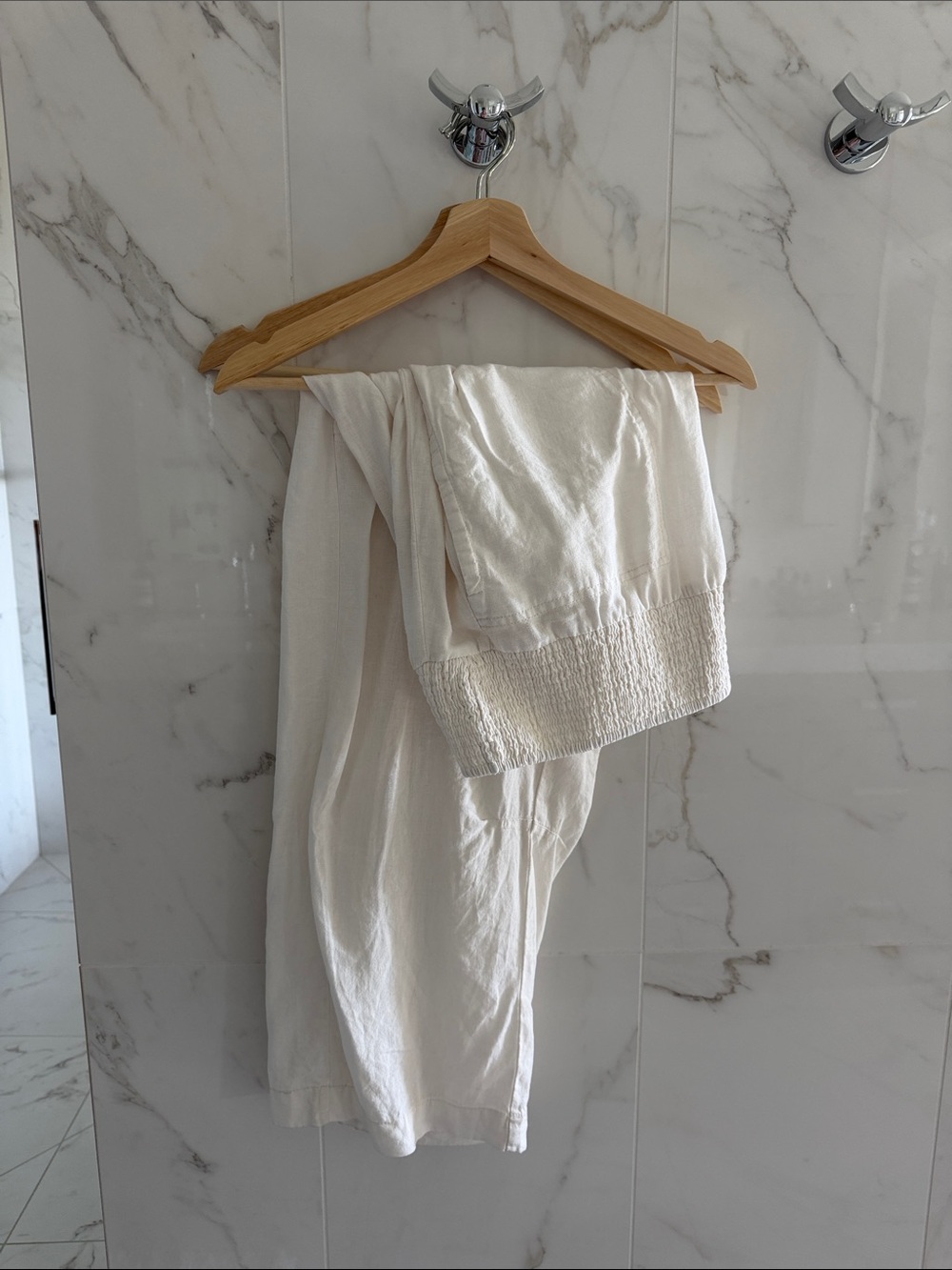 Lightweight Ivory Elastic-Waist Pants